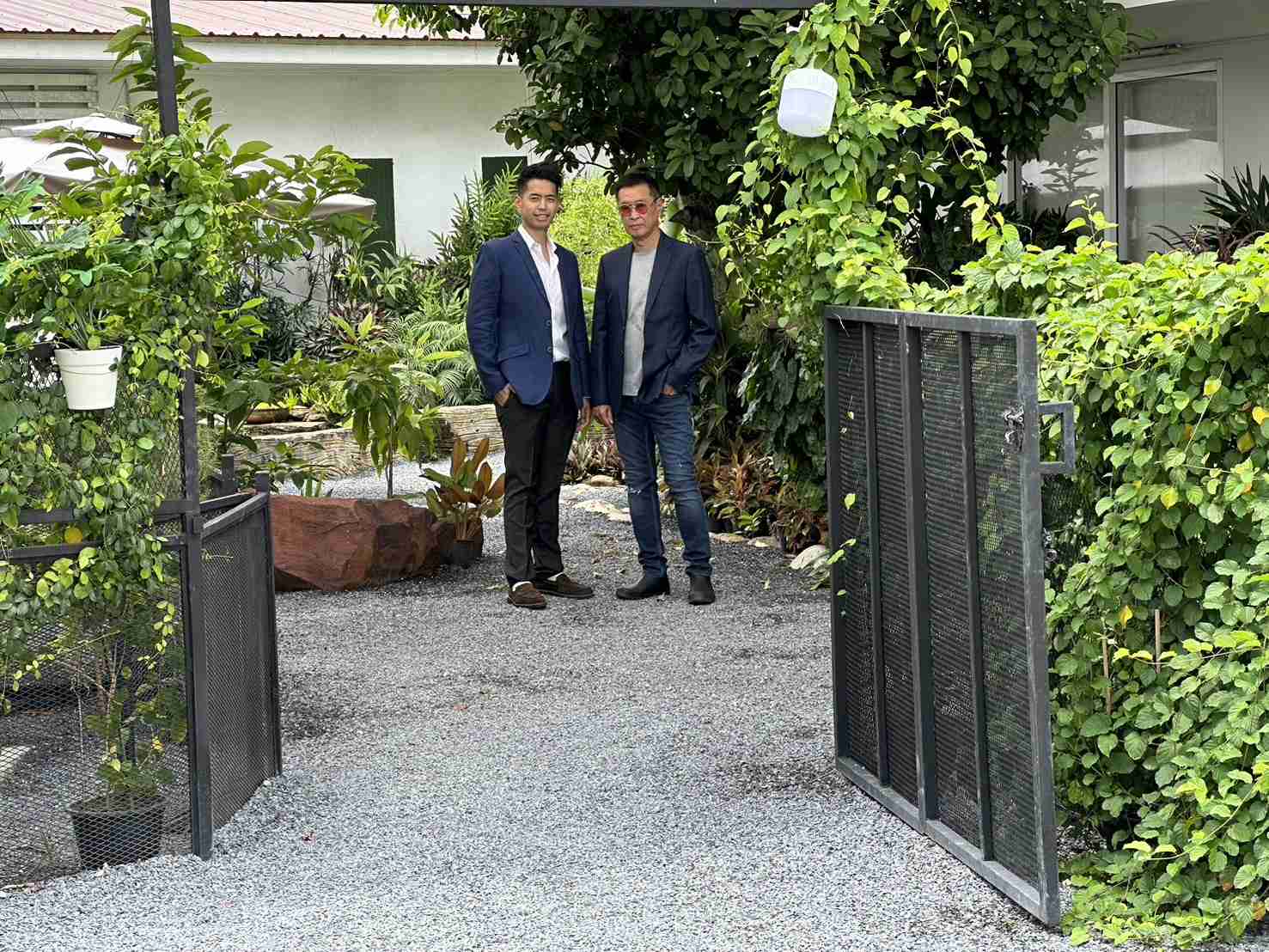 นพ.ธีระวัฒน์ และ นพ.ภาสิน เหมะจุฑา